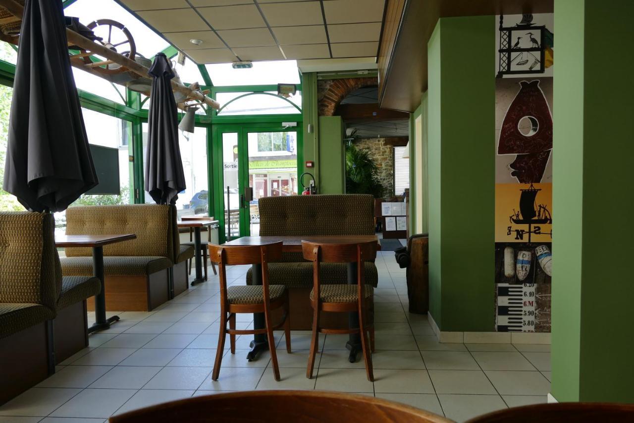 Logis Hotels Le Champalud Restaurant La Citadelle Oree-d'Anjou Luaran gambar