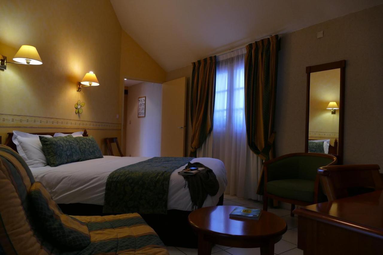Logis Hotels Le Champalud Restaurant La Citadelle Oree-d'Anjou Luaran gambar